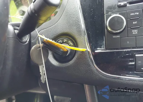 2013 Chrysler 200 Touring z USA, uszkodzony, nr VIN 1C3CCBBB2DN567418